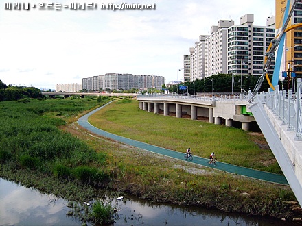 홍산교